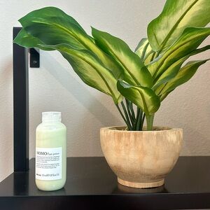 Davines Momo hair potion